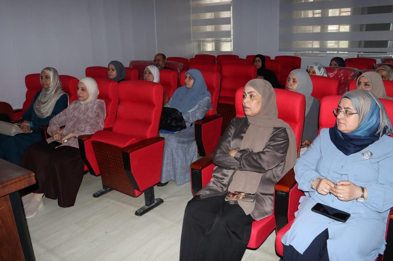 حلقة نقاشية بعنوان تجربتي مع الدكتوراه - كلية الصيدلة جامعة البصرة